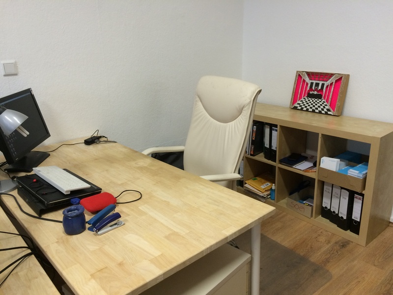 1 work space + conf. room in Office Share available May 1st