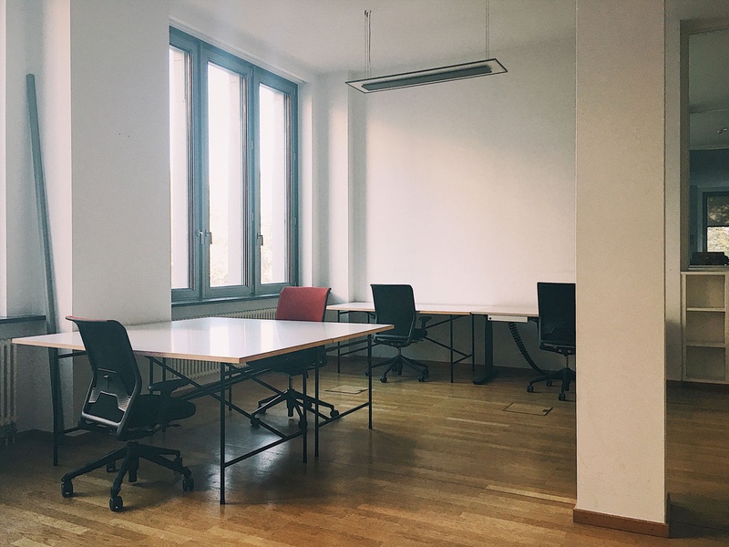 Large working space for teams or individuals available near U-Moritzplatz