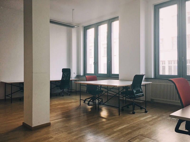 Large working space for teams or individuals available near U-Moritzplatz