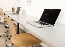 2 Free Desk in Shared Office