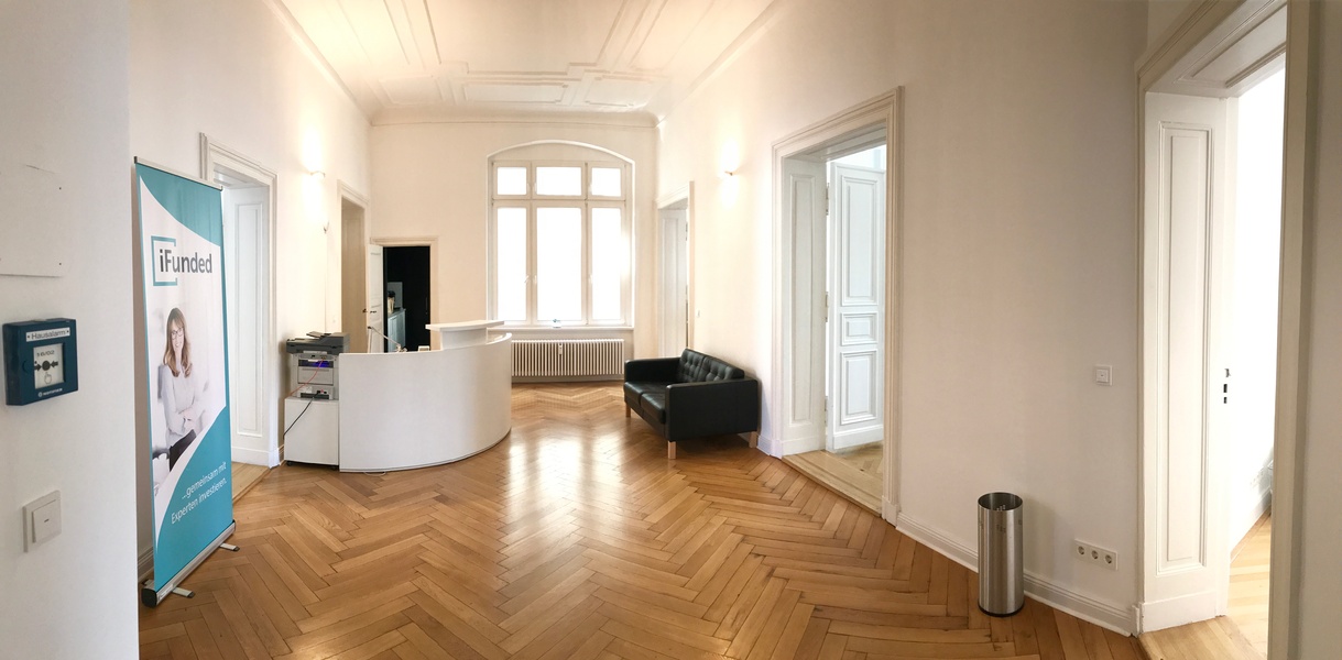 Whole 205 sqm office wing in unique & beautiful building – directly at Uhlandstr.