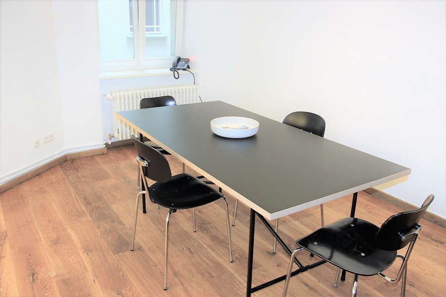 BEAUTIFUL OFFICE IN MITTE