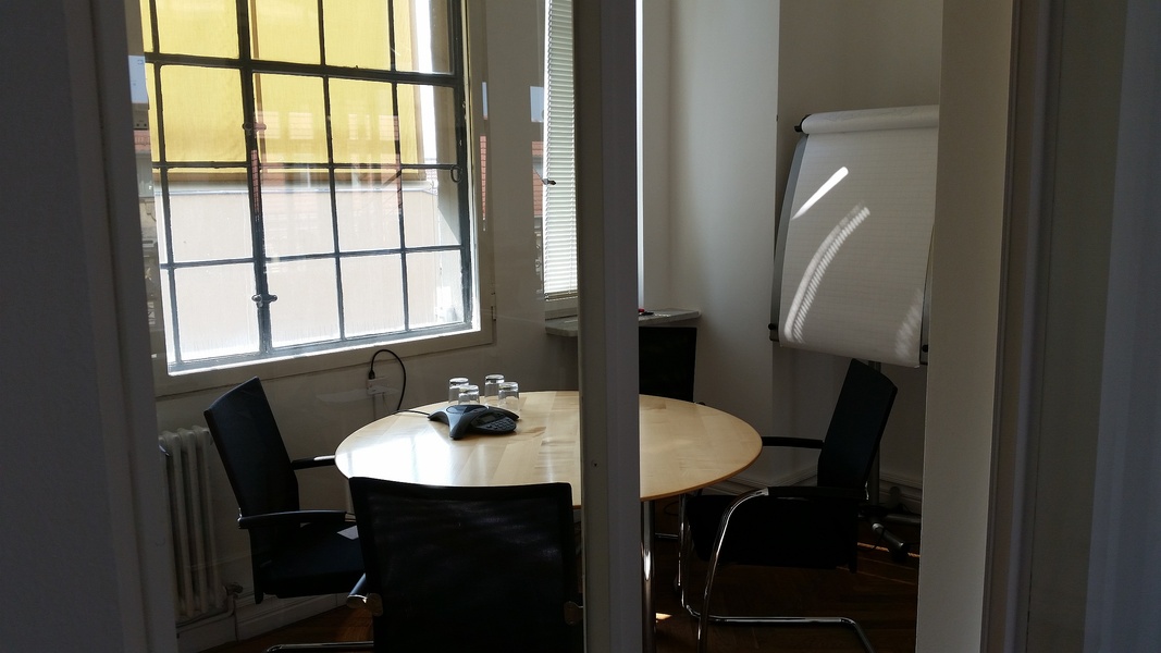 Co-Working Desks / Büroarbeitsplätze in Mitte