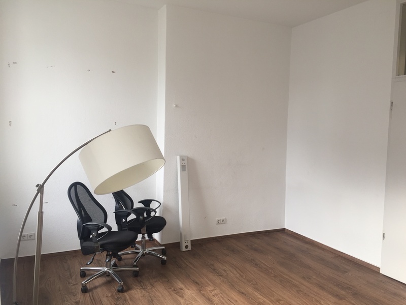 4 Rooms in a 207 qm office with 85 qm for rent [ROOMS WITH 18,7 / 17,6 / 12,4 / 36,2]