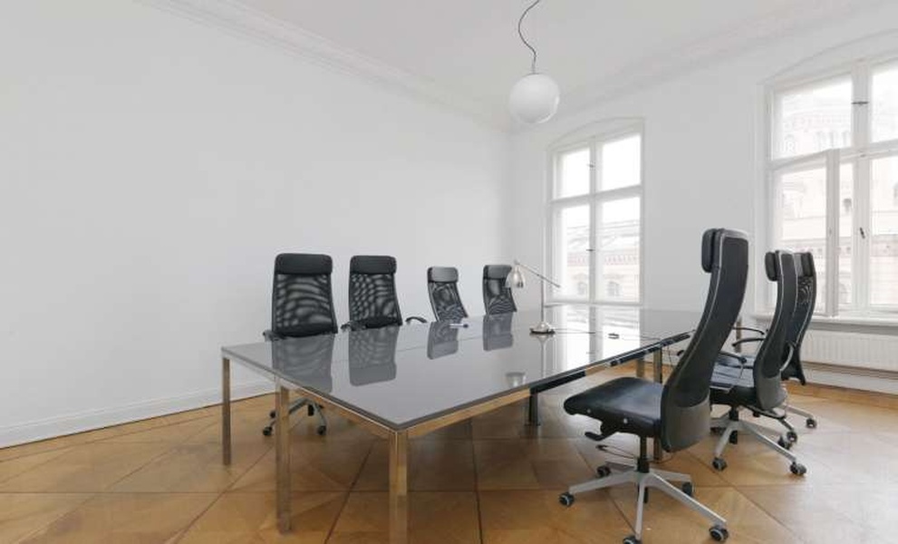 office rooms in Mitte for sublease (separately or together / rent amount is per room)