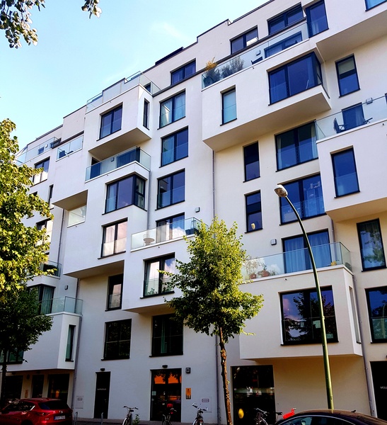 FULLY SERVICED & EQUIPPED Entire Smart Office Büro in Berlin Mitte (4-6 Personen)