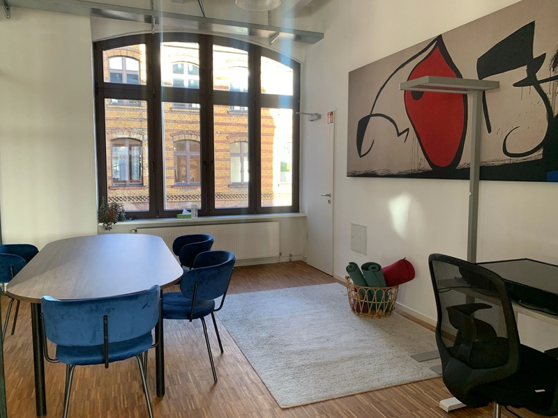 90m² Shared Office Space to sublet in the heart of Kreuzberg for a Team of 4-6