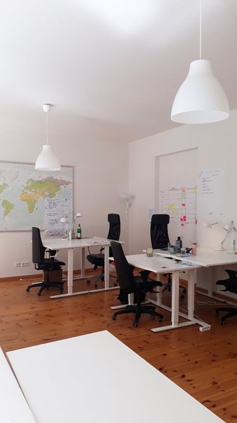 *Altbau* Office in Berlin Mitte for up to 15 people