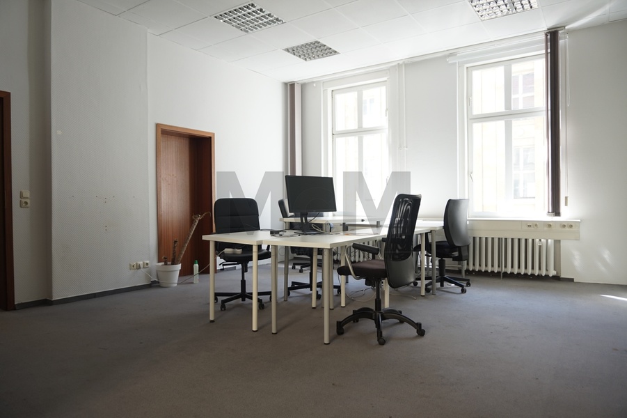 Office floor (various sizes) to sublet until end of 2016