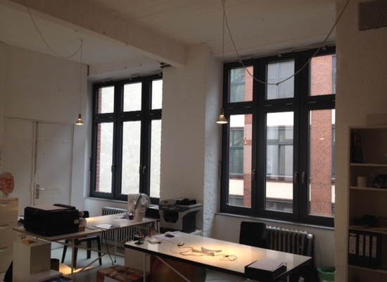3-4 Schreibtische in einem Studio - Ateliergemeinschaft in Kreuzberg