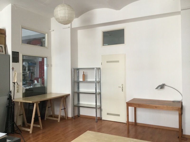 desk to rent on Maybachufer - creative atmosphere