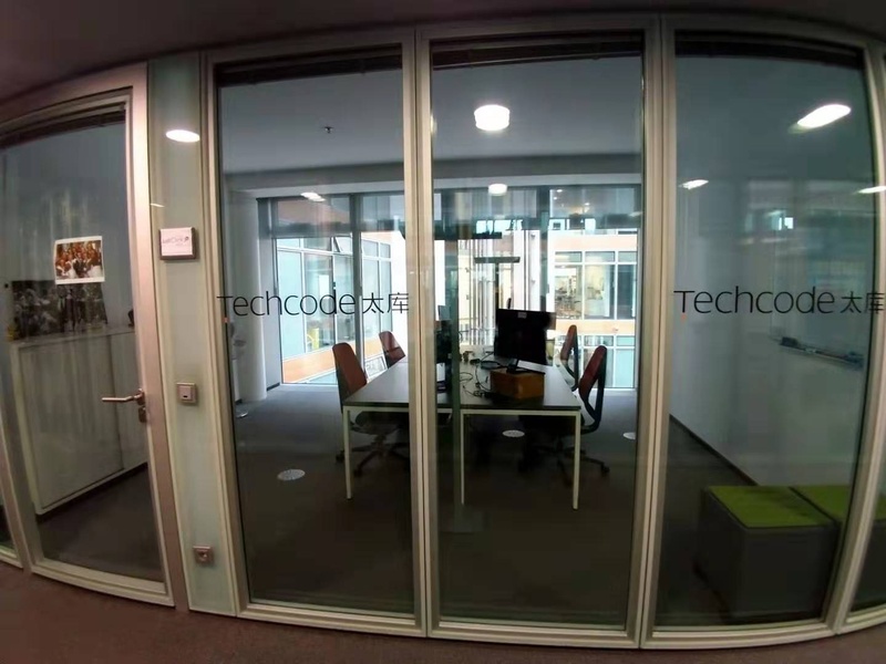 2 medium offices near Alexanderplatz each for up to 5 people at TechCode Berlin available from NOW on!
